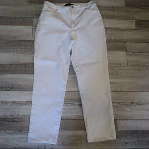 Gloria Vanderbilt Amanda Misses White Jeans Size 16 Average